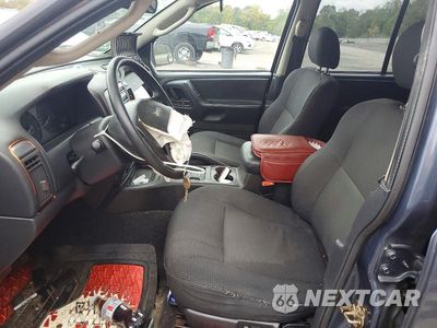 Zdjęcie 7 z 13 samochodu: 2004 JEEP GRAND CHEROKEE LAREDO VIN:1J4GW48S74C333756 - miniatura