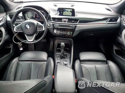 Zdjęcie 8 z 13 samochodu: 2018 BMW X1 XDRIVE28I VIN:WBXHT3C32J5L31378 - miniatura