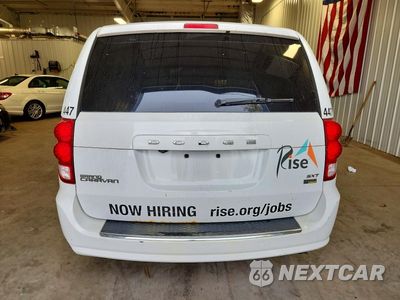 Zdjęcie 6 z 13 samochodu: 2017 DODGE GRAND CARAVAN SXT VIN:2C4RDGCG8HR677229 - miniatura