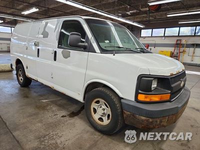 Czwarte zdjęcie samochodu z boku: 2008 CHEVROLET EXPRESS G1500 VIN:1GCFG154981123535 - miniatura