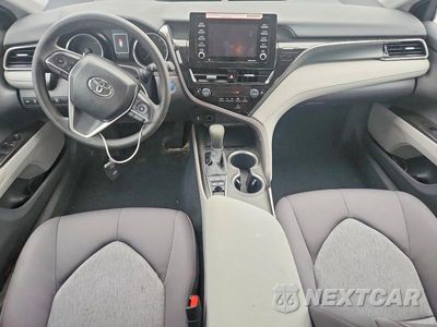 Zdjęcie 8 z 12 samochodu: 2024 TOYOTA CAMRY LE VIN:4T1C31AK0RU074871 - miniatura