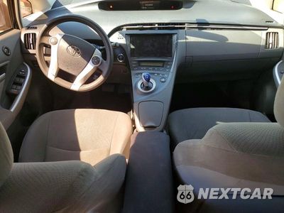 Zdjęcie 8 z 12 samochodu: 2010 TOYOTA PRIUS II VIN:JTDKN3DU6A0164475 - miniatura