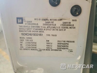 Zdjęcie 13 z 13 samochodu: 2005 CHEVROLET SILVERADO C2500 HEAVY DUTY VIN:1GCHC24U15E321851 - miniatura