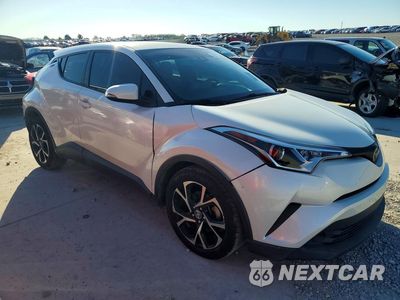 Czwarte zdjęcie samochodu z boku: 2019 TOYOTA C-HR XLE VIN:JTNKHMBX6K1036366 - miniatura
