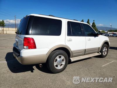 Trzecie zdjęcie samochodu z tyłu: 2004 FORD EXPEDITION EDDIE BAUER VIN:1FMRU17W74LB27257 - miniatura