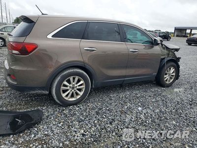 Trzecie zdjęcie samochodu z tyłu: 2019 KIA SORENTO LX VIN:5XYPGDA35KG563410 - miniatura