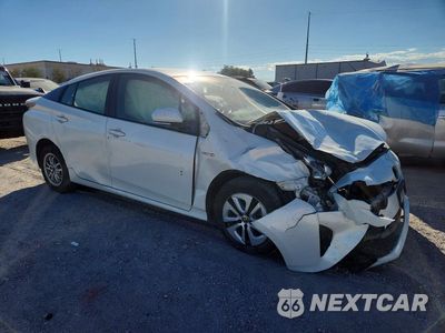 Czwarte zdjęcie samochodu z boku: 2017 TOYOTA PRIUS TWO ECO VIN:JTDKARFU6H3030621 - miniatura