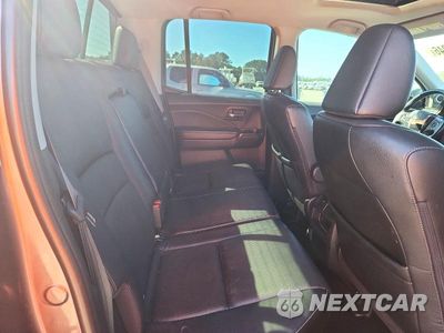 Zdjęcie 10 z 12 samochodu: 2017 HONDA RIDGELINE RTL VIN:5FPYK3F77HB019846 - miniatura