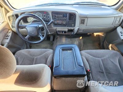 Zdjęcie 8 z 13 samochodu: 2000 GMC NEW SIERRA C1500 VIN:1GTEC19V1YZ159442 - miniatura