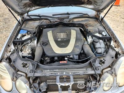 Zdjęcie 11 z 12 samochodu: 2008 MERCEDES-BENZ E 350 VIN:WDBUF56X18B308004 - miniatura