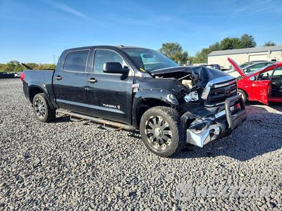 Czwarte zdjęcie samochodu z boku: 2011 TOYOTA TUNDRA CREWMAX SR5 VIN:5TFEY5F19BX101351 - miniatura