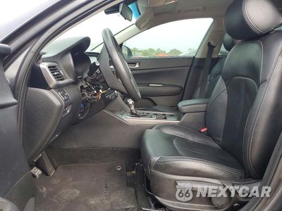 Zdjęcie 7 z 12 samochodu: 2019 KIA OPTIMA LX VIN:5XXGT4L36KG378389 - miniatura