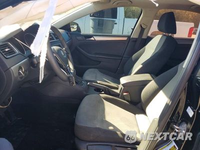 Zdjęcie 7 z 12 samochodu: 2017 VOLKSWAGEN JETTA S VIN:3VW2B7AJ8HM219085 - miniatura