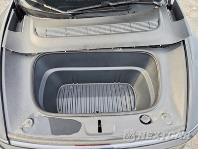 Zdjęcie 11 z 12 samochodu: 2026 TESLA MODEL Y VIN:7SAYGDEE7TA633272 - miniatura