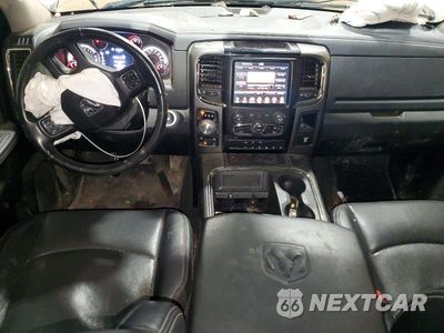 Zdjęcie 8 z 12 samochodu: 2017 RAM 1500 SPORT VIN:1C6RR7MT1HS626433 - miniatura