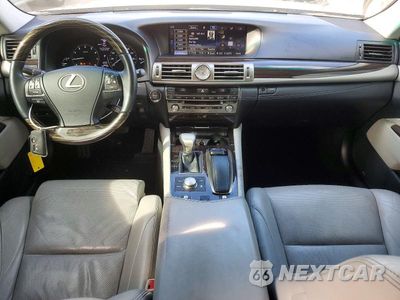 Zdjęcie 8 z 13 samochodu: 2015 LEXUS LS 460 VIN:JTHBL5EF1F5134763 - miniatura