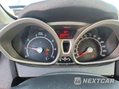 Zdjęcie 9 z 12 samochodu: 2013 FORD FIESTA SE VIN:3FADP4EJ3DM173607 - miniatura