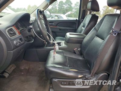 Zdjęcie 7 z 13 samochodu: 2013 CHEVROLET TAHOE C1500 LTZ VIN:1GNSCCE09DR139949 - miniatura