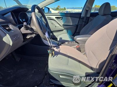 Zdjęcie 7 z 12 samochodu: 2013 HYUNDAI ELANTRA GLS VIN:5NPDH4AE4DH400583 - miniatura