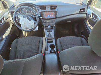 Zdjęcie 8 z 12 samochodu: 2019 NISSAN SENTRA S VIN:3N1AB7AP6KY216501 - miniatura