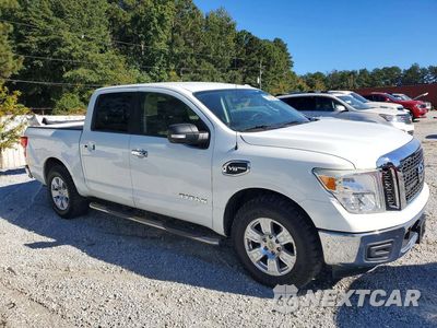 Czwarte zdjęcie samochodu z boku: 2017 NISSAN TITAN S VIN:1N6AA1EK6HN535315 - miniatura