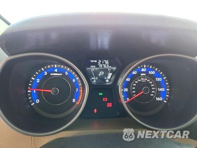 Zdjęcie 9 z 12 samochodu: 2013 HYUNDAI ELANTRA GLS VIN:KMHDH4AE0DU527431 - miniatura