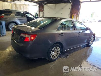 Trzecie zdjęcie samochodu z tyłu: 2013 TOYOTA CAMRY LE VIN:4T4BF1FK0DR283828 - miniatura