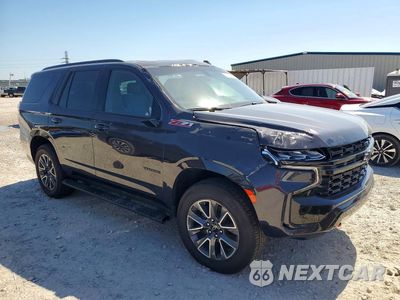 Czwarte zdjęcie samochodu z boku: 2023 CHEVROLET TAHOE K1500 Z71 VIN:1GNSKPKD8PR294501 - miniatura