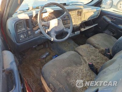 Zdjęcie 8 z 12 samochodu: 2000 CHEVROLET SILVERADO C1500 VIN:1GCEC19V1YZ172787 - miniatura