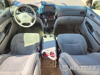 Zdjęcie 8 z 13 samochodu: 2004 TOYOTA SIENNA CE 7 PASSENGER VIN:5TDZA23C44S145468 - miniatura