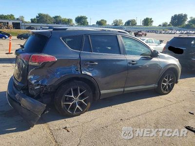 Trzecie zdjęcie samochodu z tyłu: 2016 TOYOTA RAV4 SE VIN:JTMNFREV5GD081352 - miniatura