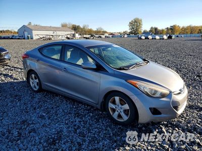 Czwarte zdjęcie samochodu z boku: 2013 HYUNDAI ELANTRA GLS VIN:KMHDH4AE5DU497889 - miniatura