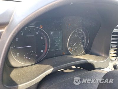 Zdjęcie 9 z 12 samochodu: 2018 HYUNDAI ELANTRA VALUE EDITION VIN:5NPD84LF8JH306921 - miniatura