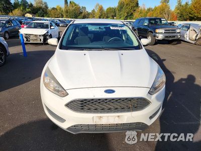Piąte zdjęcie samochodu w środku: 2017 FORD FOCUS SE VIN:1FADP3F24HL308750 - miniatura