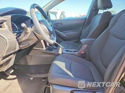 Zdjęcie 7 z 13 samochodu: 2022 TOYOTA COROLLA CROSS LE VIN:7MUBAABG6NV034377 - miniatura