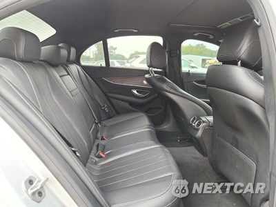 Zdjęcie 10 z 12 samochodu: 2020 MERCEDES-BENZ E 350 4MATIC VIN:WDDZF8EB1LA722970 - miniatura