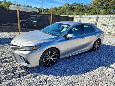 2018 TOYOTA CAMRY SE 4T1B11HK8JU653697 - główne zdjęcie licytacji z USA - miniatura