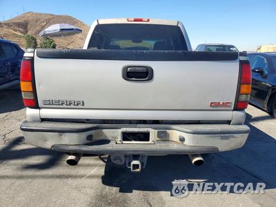Zdjęcie 6 z 12 samochodu: 2005 GMC NEW SIERRA C1500 VIN:2GTEC13T051168192 - miniatura