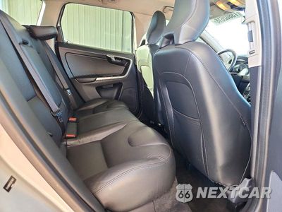 Zdjęcie 11 z 13 samochodu: 2016 VOLVO XC60 T6 PLATINUM VIN:YV449MRM2G2879629 - miniatura