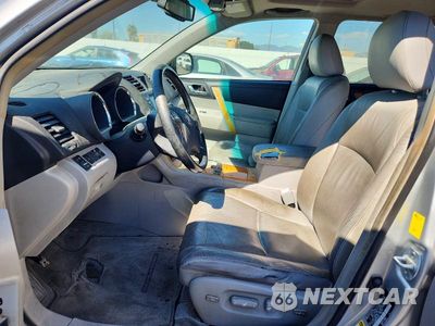 Zdjęcie 7 z 13 samochodu: 2009 TOYOTA HIGHLANDER HYBRID LIMITED VIN:JTEEW44AX92037441 - miniatura