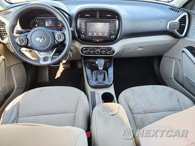 Zdjęcie 8 z 13 samochodu: 2020 KIA SOUL LX VIN:KNDJ23AU5L7097287 - miniatura