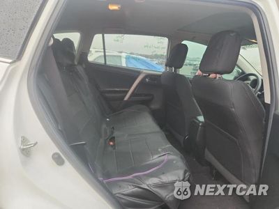 Zdjęcie 11 z 13 samochodu: 2018 TOYOTA RAV4 XLE VIN:2T3WFREV5JW420898 - miniatura