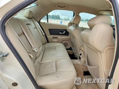 Zdjęcie 10 z 12 samochodu: 2005 CADILLAC CTS HI FEATURE V6 VIN:1G6DP567550228407 - miniatura