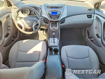 Zdjęcie 8 z 12 samochodu: 2013 HYUNDAI ELANTRA GLS VIN:KMHDH4AE8DU962553 - miniatura