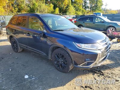 Czwarte zdjęcie samochodu z boku: 2018 MITSUBISHI OUTLANDER SE VIN:JA4AZ3A35JZ018294 - miniatura