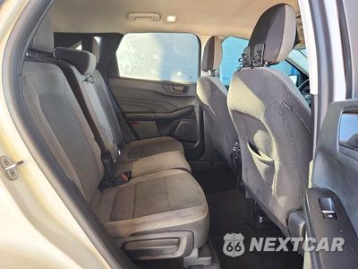 Zdjęcie 11 z 14 samochodu: 2022 FORD ESCAPE SE VIN:1FMCU0G62NUB94439 - miniatura
