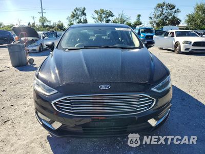 Piąte zdjęcie samochodu w środku: 2017 FORD FUSION SE VIN:3FA6P0HD4HR129292 - miniatura