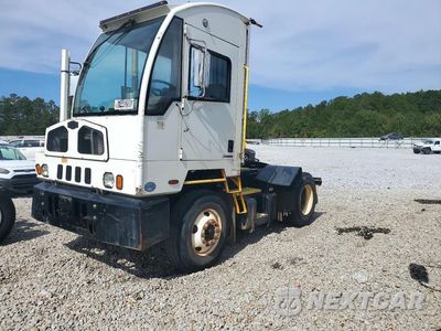 2017 AUTOCAR XSPOTTER YARD TRUCK 516H4GB20HH222088 - główne zdjęcie licytacji z USA - miniatura
