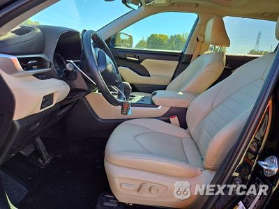 Zdjęcie 7 z 12 samochodu: 2023 TOYOTA HIGHLANDER HYBRID XLE VIN:5TDKBRCH3PS600267 - miniatura