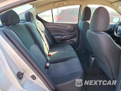 Zdjęcie 10 z 12 samochodu: 2017 NISSAN VERSA 1.6 SV VIN:3N1CN7AP0HK469583 - miniatura